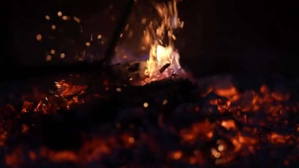 Пожежа Чорному Накладання Дизайну Вогонь Спалює Полум Ізольовану Абстрактну Текстуру — стокове відео