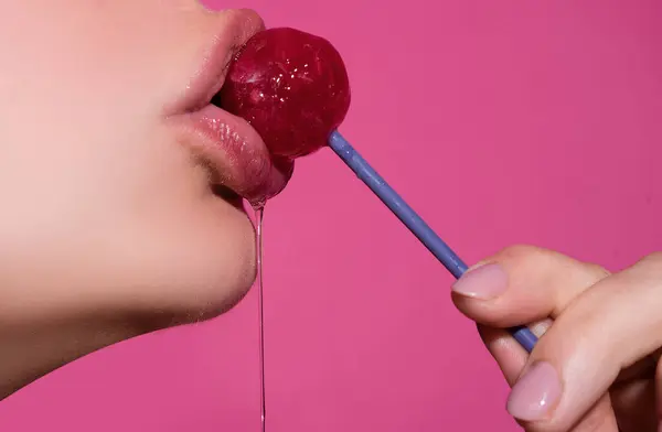 Sexy Rote Lippen Mit Bonbons Zum Drucken Roter Süßer Lutscher — Stockfoto