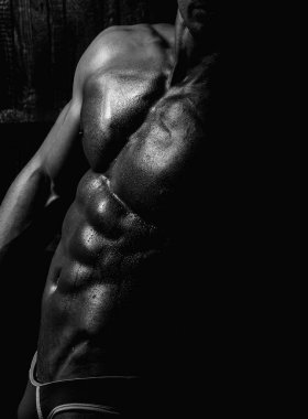 Kaslı seksi vücut. Kaslı seksi adam. Çıplak vücut, güçlü adam. Üstsüz poz veren atletik bir adam. Çıplak gövdeli seksi bir gay. Kas modeli. Şehvetli ve seksi. Üstsüz erkek model. Gurur, Lgbt Lgbtq