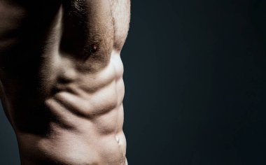 Kaslı Gövde. - Seksi Adam. Güçlü kas. Çıplak Atletik Gay Pozu. Çıplak adam. Eşcinsel model. Erkek kaslı vücut. Çıplak Gövde, Ateşli Çocuk, Hunk. Üstsüz Üstsüz Kavram