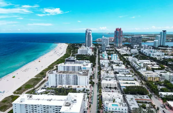 Miami Beach, Florida 'nın insansız hava aracı görüntüsü