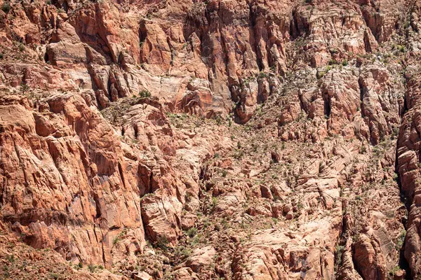 Kaya kanyonu arka planı, kayalık dokusu. Peyzaj Kanyonu Ulusal Parkı. Utah 'taki kırmızı kayalıklar kanyonu.