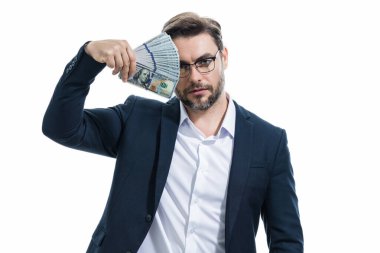 Stüdyoda parası olan bir iş adamı.