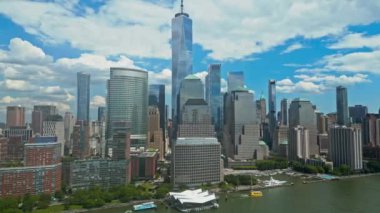 New York hava manzaralı. New York City silueti. ABD 'de Manhattan' ın park ve şehir manzarası. New York City, Manhattan, Downtown Skyline, Jersey City, ABD