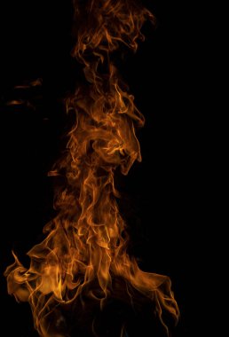 Siyah arka planda ateş dokusu. Soyut yangın arka planı, büyük yanan ateş