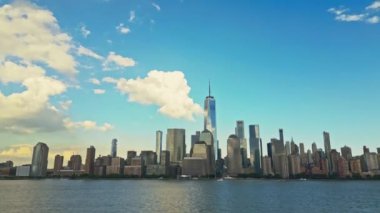 New York hava manzaralı. New York City silueti, ABD 'de Manhattan şehri manzarası. New York City Manhattan Şehir Merkezi Skyline, Jersey City, New Jersey, ABD