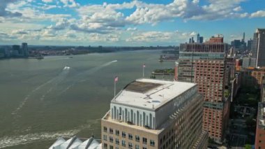 New York hava manzaralı. New York City silueti. ABD 'de Manhattan' ın park ve şehir manzarası. New York City, Manhattan, Downtown Skyline, Jersey City, ABD