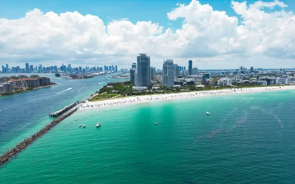 Miami Sahili 'nin havadan görünüşü, Güney Sahili. Florida mı? ABD