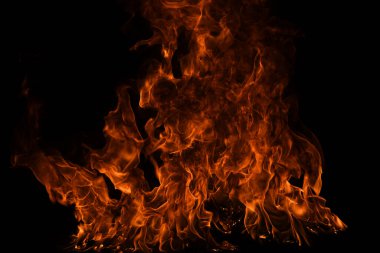 Ateş, yanan alev. Büyük yanan ateş.