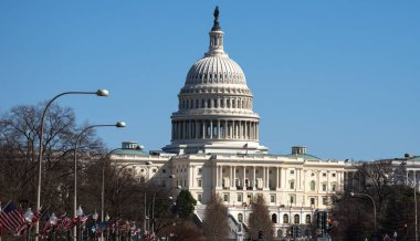Meclis Binası. Amerikan demokratik sisteminin Meclis Anıtı. Gökyüzündeki Capitol Kubbesi. Washington, D.C. ABD Kongresi. Capitol tarihi simgesi