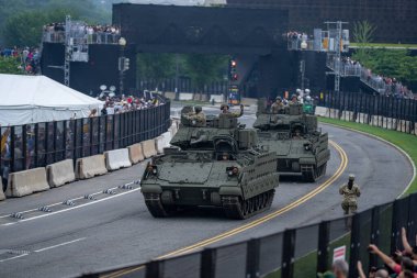 14 Haziran 2025, Washington - ABD Ordusu 250. yıldönümü. Gaziler geçidi. Savunma Kutlaması. Parade 'deki askeri araçlar. Askeri gruplar. Amerikan Ordusu Töreni. Ulusal Anma