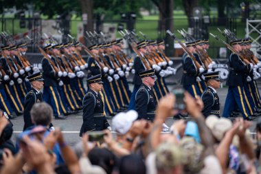 14 Haziran 2025, Washington - ABD Ordusu 250. yıldönümü. 250. ordu yıldönümü. Amerikan Askeri Yürüyüşü. Washington DC Askeri Yürüyüşü. Amerikan Silahlı Kuvvetleri. Ordu Tarihi Kutlaması. ABD Askeri Etkinliği