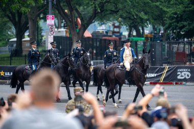 14 Haziran 2025, Washington - ABD Ordusu 250. yıldönümü. Amerikan Ordusu 'nun doğum günü. 250. ordu yıldönümü. Amerikan Askeri Yürüyüşü. Washington DC Askeri Yürüyüşü. Amerikan Silahlı Kuvvetleri. Ordu Tarihi Kutlaması.