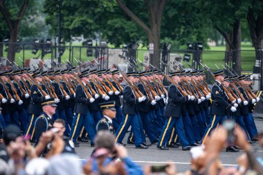 14 Haziran 2025, Washington - ABD Ordusu 250. yıldönümü. Birleşik Devletler Ordusu 250. Üst geçit gösterisi. Askeri güç. Tarihi Askeri Geçit Töreni. Vatansever Ruh. Ordu Kuvvetleri Görüntüleme