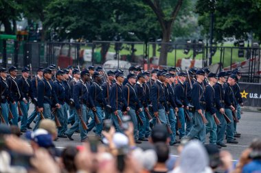 14 Haziran 2025, Washington - ABD Ordusu 250. yıldönümü. 250 yıllık Amerikan ordusu. Washington 'daki Amerikan askeri geçit töreni. Silahlı Kuvvetler Geçidi. Tarihi yıldönümü. Amerikan Askerleri. Askeri üniformalar.