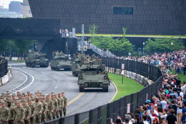 14 Haziran 2025, Washington - ABD Ordusu 250. yıldönümü. 250 yıllık Amerikan ordusu. Washington 'daki Amerikan askeri geçit töreni. Silahlı Kuvvetler Geçidi. Tarihi yıldönümü. Amerikan Askerleri. Askeri üniformalar.