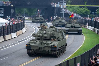 14 Haziran 2025, Washington - ABD Ordusu 250. yıldönümü. Amerikan Ordusu 'nun doğum günü. Ordu yıldönümü. Amerikan Askeri Yürüyüşü. Ordu Tarihi Kutlaması. Amerikan birlikleri geçit töreni. ABD Askeri Etkinliği. Üniformalı askerler
