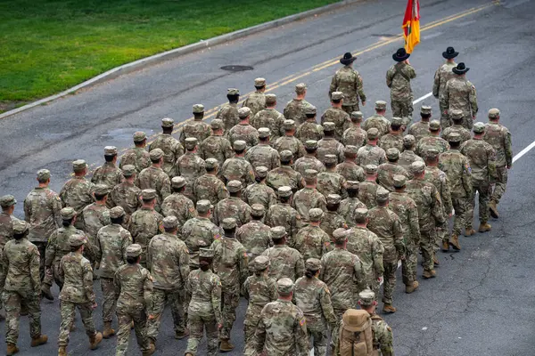 14 Haziran 2025, Washington - ABD Ordusu 250. yıldönümü. Başkentin geçit töreni. Üniformalı askerler. Amerikan Vatanseverliği. Ordu mirası. Ulusal Kutlama. Birleşik Devletler Ordusu 250. ABD Ordusu Görüntüsü