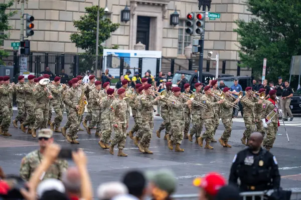 14 Haziran 2025, Washington - ABD Ordusu 250. yıldönümü. Amerikan Ordusu 'nun doğum günü. Ordu yıldönümü. Amerikan Askeri Yürüyüşü. Washington DC Askeri Yürüyüşü. Amerikan Silahlı Kuvvetleri. Ordu Tarihi Kutlaması