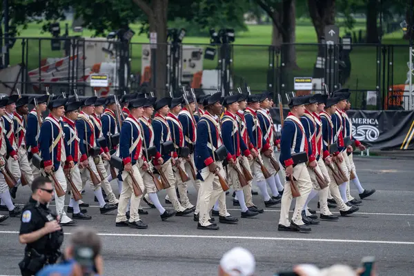 14 Haziran 2025, Washington - ABD Ordusu 250. yıldönümü. Washington DC mi? Ulusal alışveriş merkezi. Capitol Geçidi. Vatansever Kutlama. Askeri tören. Birleşik Devletler Ordusu. ABD Silahlı Kuvvetleri