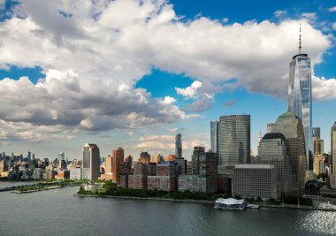 New York 'un havadan görünüşü, Birleşik Devletler. New York silueti. New York Panoraması. New York gökdelenleri. Manhattan 'da güzel manzara, New York' ta Empire State Binası. New York Times Binası