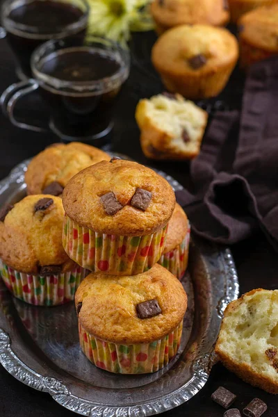 Zoete Vochtige Pluizige Chocolade Muffins Als Dessert Rechtenvrije Stockfoto's