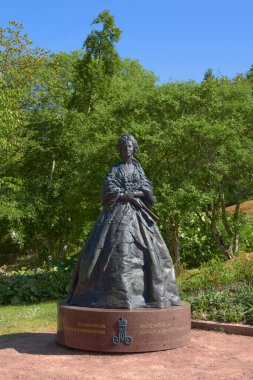 Attractions of Mariehamn: monument to Maria Alexandrovna, wife of Russian Tsar Alexander II. clipart