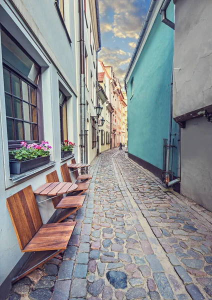 Matin Dans Rue Médiévale Étroite Vieille Ville Riga Lettonie Europe — Photo