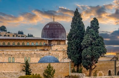 El Aksa Camii, Batı Duvarı ve İsrail 'in eski Kudüs kentinden Zeytin Dağı manzarası