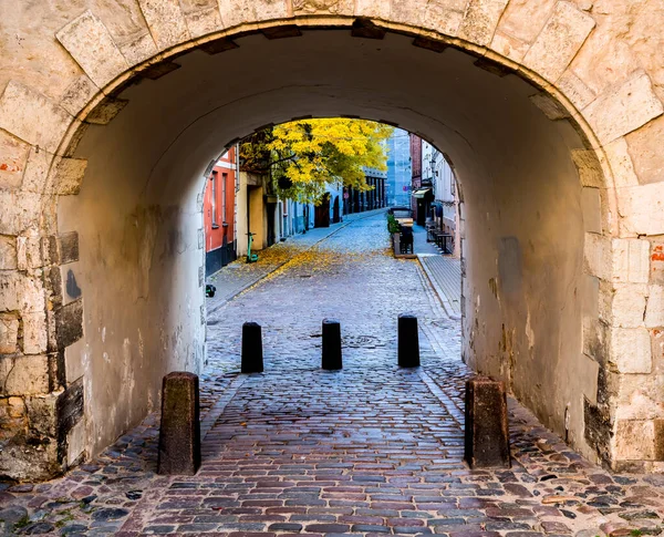 Średniowieczna Ulica Starym Europejskim Mieście — Zdjęcie stockowe