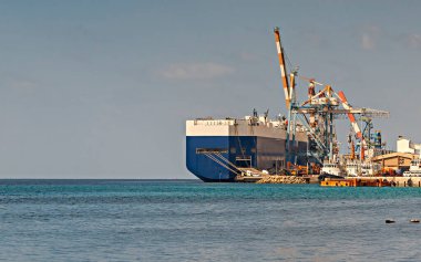 Kızıl Deniz 'deki saldırgan terör eylemleri NYK' yı ve diğer ticari gemileri ele geçirdi, bunun sonucunda Eilat ve Akabe limanları pratikte işlevini yitirdi.