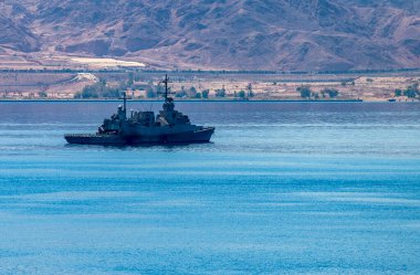 Donanma gemisi Orta Doğu, Kızıldeniz 'de devriye geziyor. 