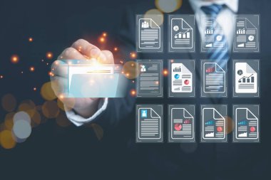 Gelecekte, Belge Yönetim Sistemi teknolojisi. Şirket işinde elektronik belgeleri kontrol etmek için, kağıtsız. Kağıt kullanımını azaltmak için. Teknoloji yedekleme verileri, kağıtsız konsept.