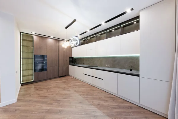 Diseño Interior Una Gran Cocina Estudio Con Fachadas Claras Oscuras —  Fotos de Stock