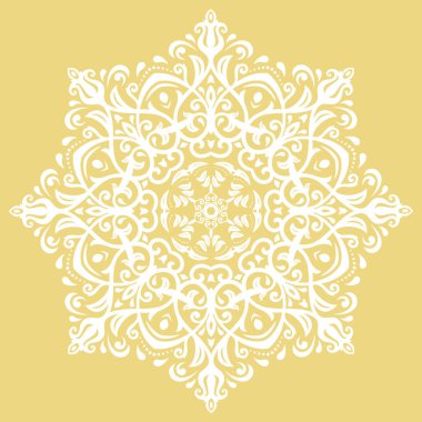 Arabesk ve çiçeklerle süslenmiş doğu vektör süsü. Geleneksel sarı beyaz süs. Arabesk ile klasik desen