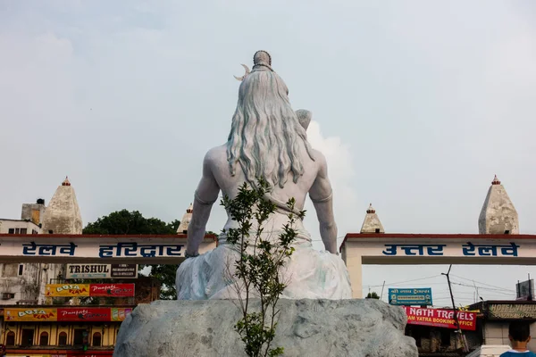 Lipca 2022 Haridwar Indie Posąg Lorda Shivy Dworcu Kolejowym Haridwar — Zdjęcie stockowe