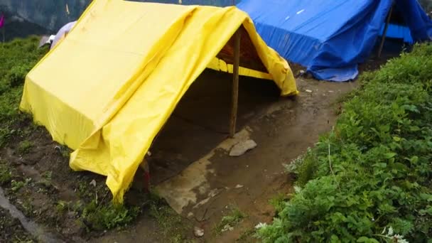 Julio 2022 Himachal Pradesh India Tiendas Campamentos Con Hermosos Paisajes — Vídeo de stock