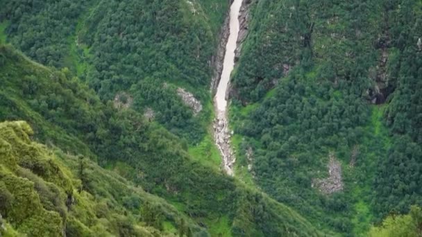Gyönyörű Hegyek Csúcsok Vízesések Háttérben Mahadev Kailash Himalája Játra Himachal — Stock videók