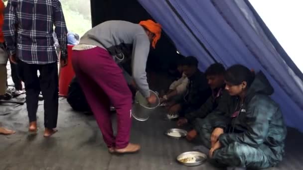 Ιουλίου 2022 Himachal Pradesh Ινδία Langar Bhandara Ελεύθερα Στρατόπεδα Γευμάτων — Αρχείο Βίντεο