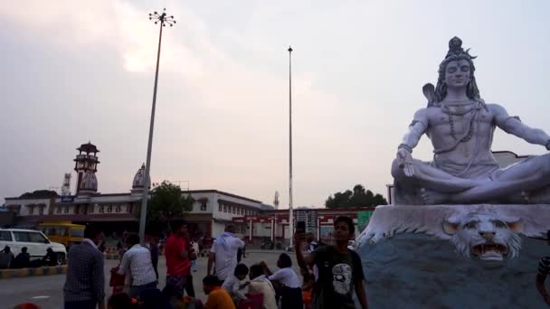Juli 2022 Haridwar Indien Lord Shiva Staty Järnvägsstationen Haridwar Med — Stockvideo
