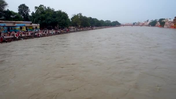 Ιουλίου 2022 Haridwar Ινδία Ευρεία Γωνία Της Ροής Του Ποταμού — Αρχείο Βίντεο
