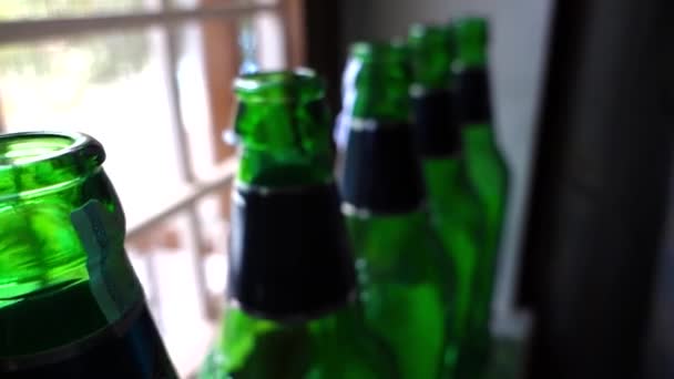 Кінофільм Зеленими Пляшками Пива Індія — стокове відео
