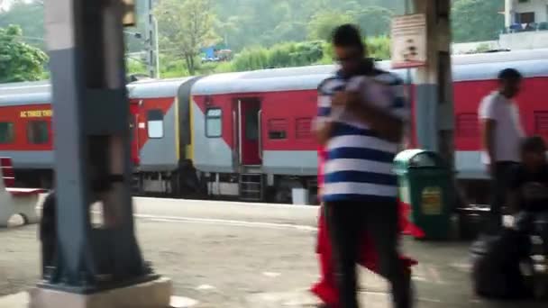 Липня 2022 Катра Джамму Кашмір Індія Поїзд Виїжджає Платформи Катра — стокове відео