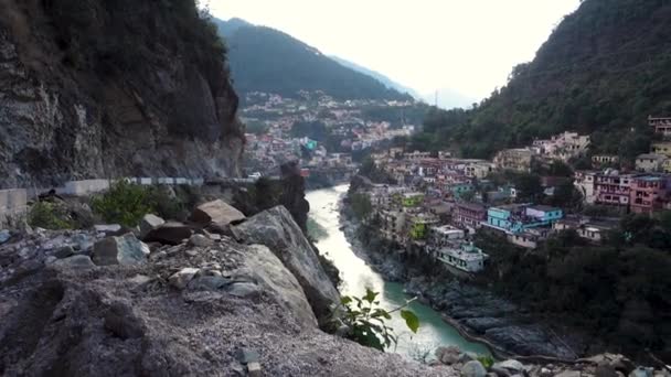Uttarakhand Índia Janeiro 2022 Karnaprayag Vista Cidade Com Vale Rio — Vídeo de Stock