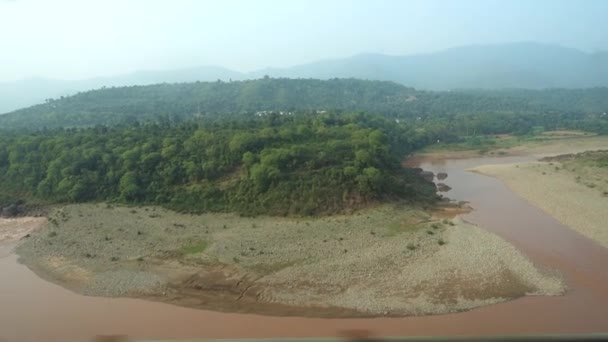 Juli 2022 Katra Jammu Kashmir India Boeiende Treinvensterweergave Passerende Landschappen — Stockvideo