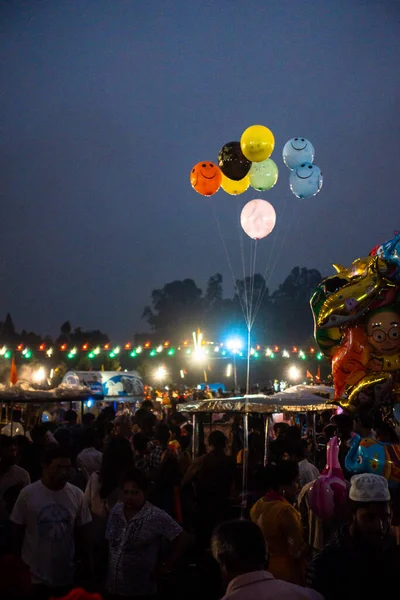 Října 2022 Dehradun Uttarakhand Indie Večerní Záběr Veletrhu Osvětlením Balónky — Stock fotografie