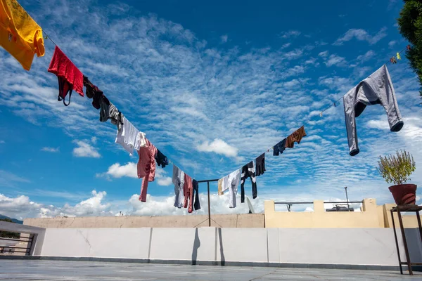 Washed Clothes Hanging Lines Sunny Day Beautiful Blue Skies White — Stock Photo, Image