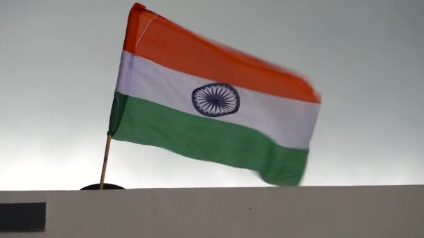 Uttarakhand India Agosto 2023 Edificio Residencial Azotea Adornado Con Bandera — Vídeo de stock