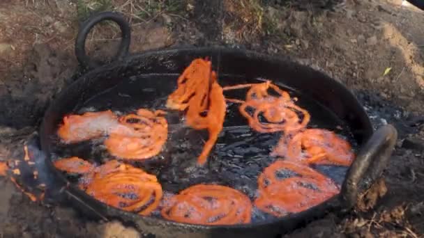 Cinematic Close Making Jalebis Indian Traditional Cuisine Traditional Way Iron — Stock Video