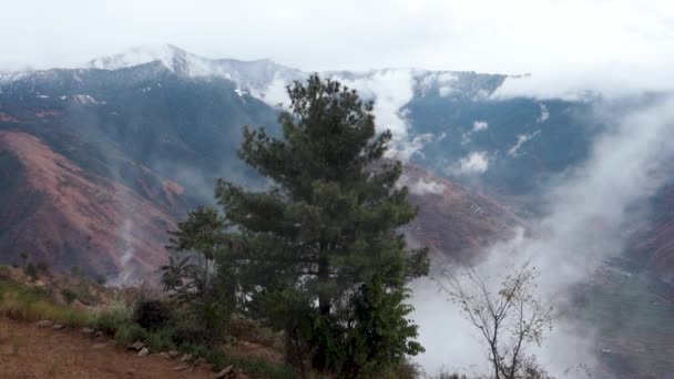 Majestade Inverno Nuvens Movimento Neve Cordilheira Shivalik Baixo Himalaia Uttarakhand — Vídeo de Stock